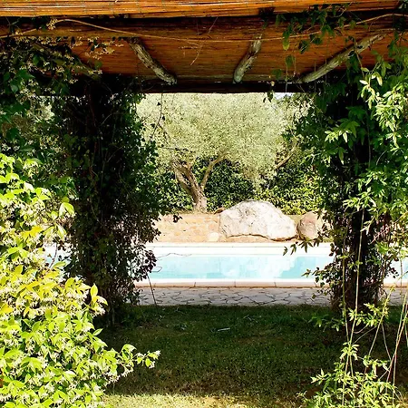 Il Gaggiolo Farm stay *